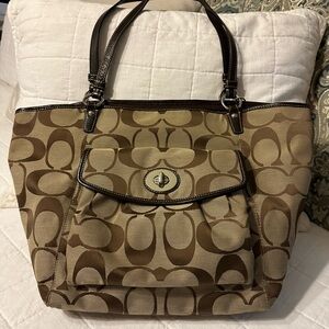 Coach Leah Zip top tan/brown tote
